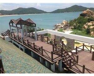 戶外防腐木護(hù)欄